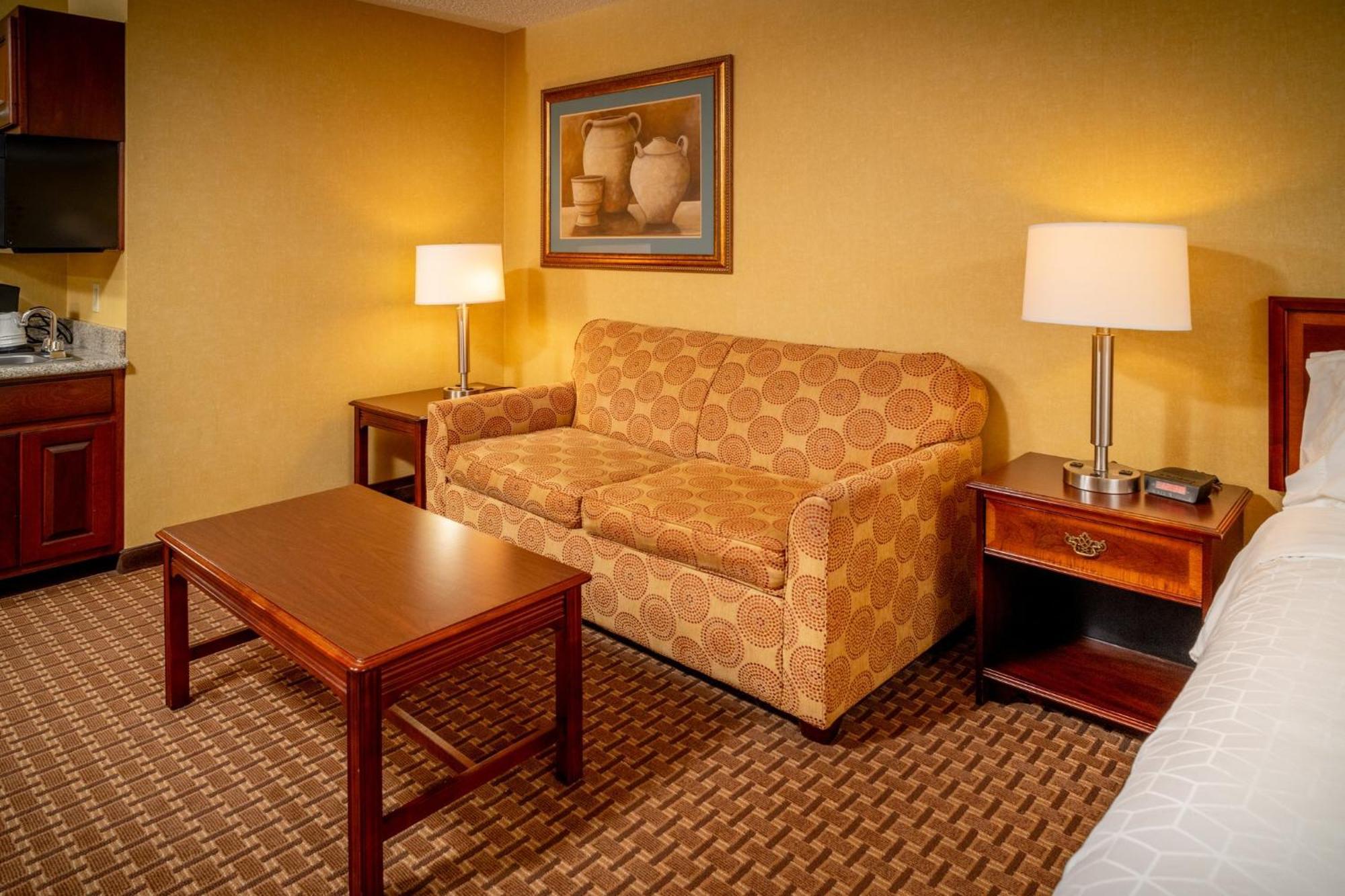 Holiday Inn Express And Suites Hazard By Ihg Экстерьер фото